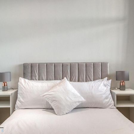 伦敦Cosy 1-Bed By Heathrow Airport公寓 外观 照片